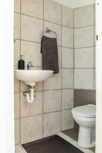 Very pleasant double bedroom near Oktogon metro