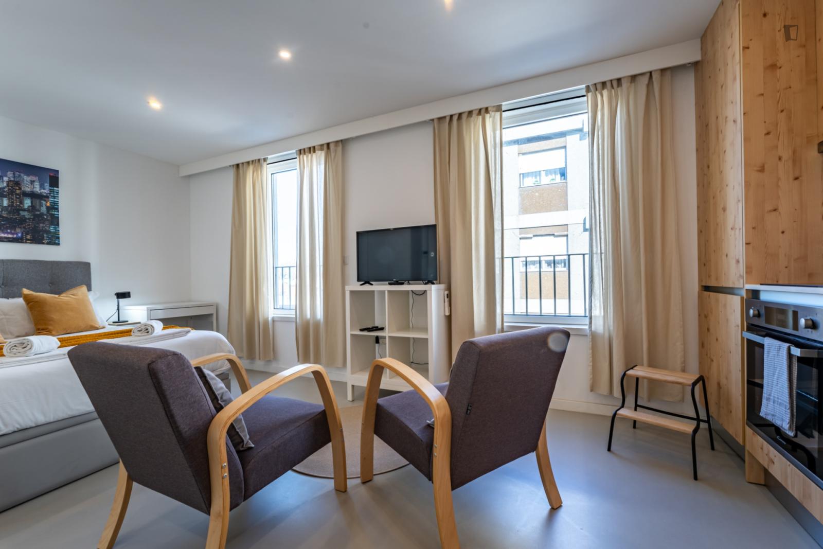  Cosy And Modern Studio Near The General Torres Metro  -  Cosy and modern studio near the General Torres metro  - Gallery -  1