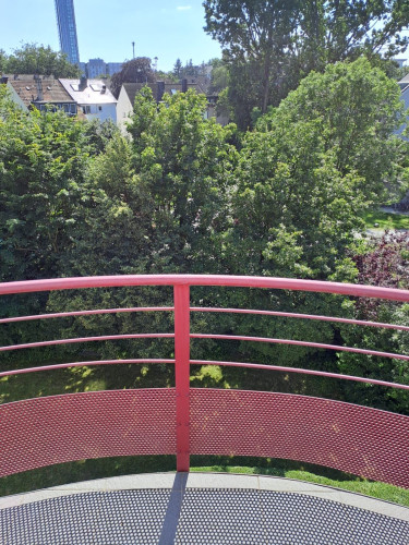 195584908320251212050707AM