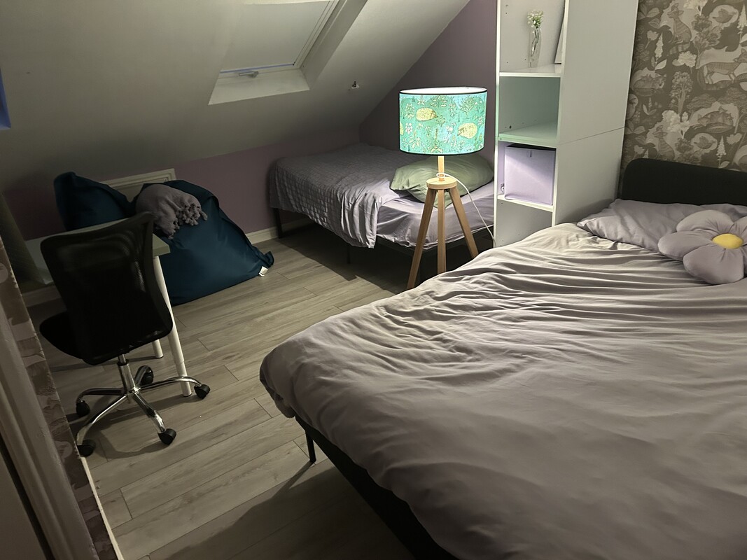 Top Large Room (Full Room) - 1