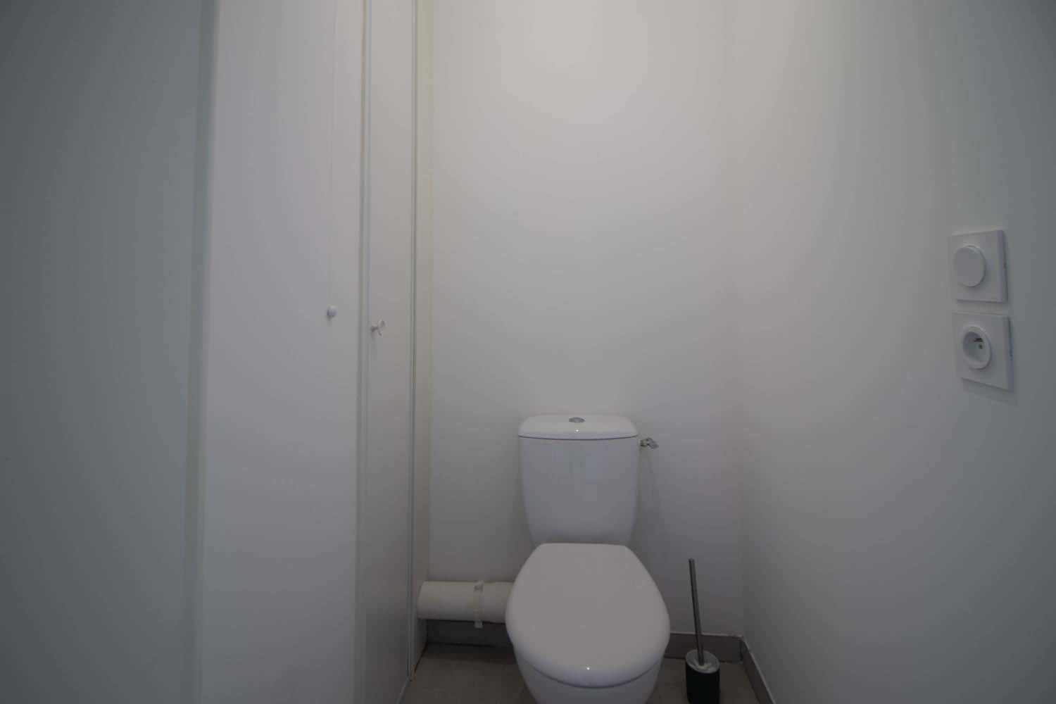 Room - 4
