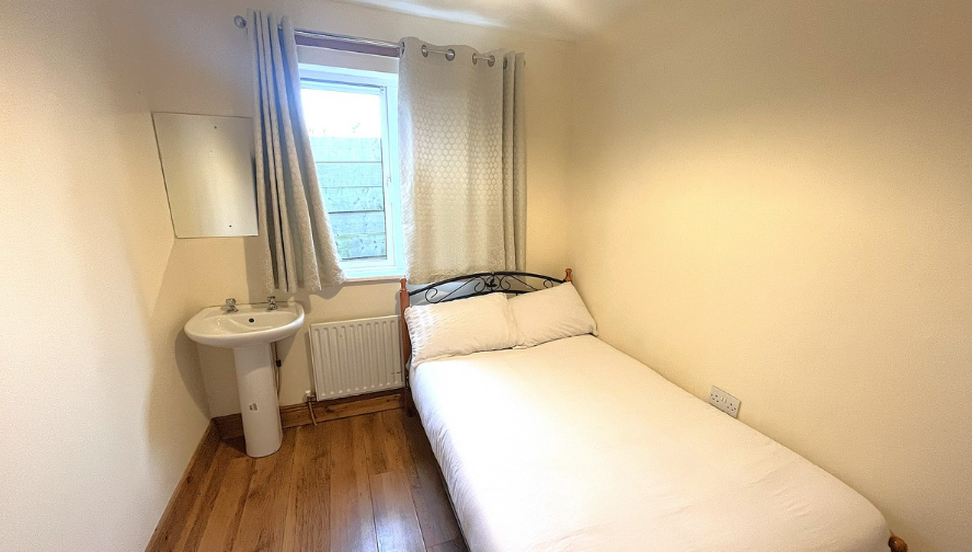 Single Room - 1
