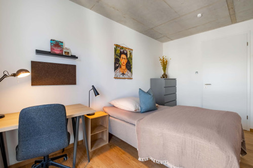 Toy Factory 7 Room 3 Standard+