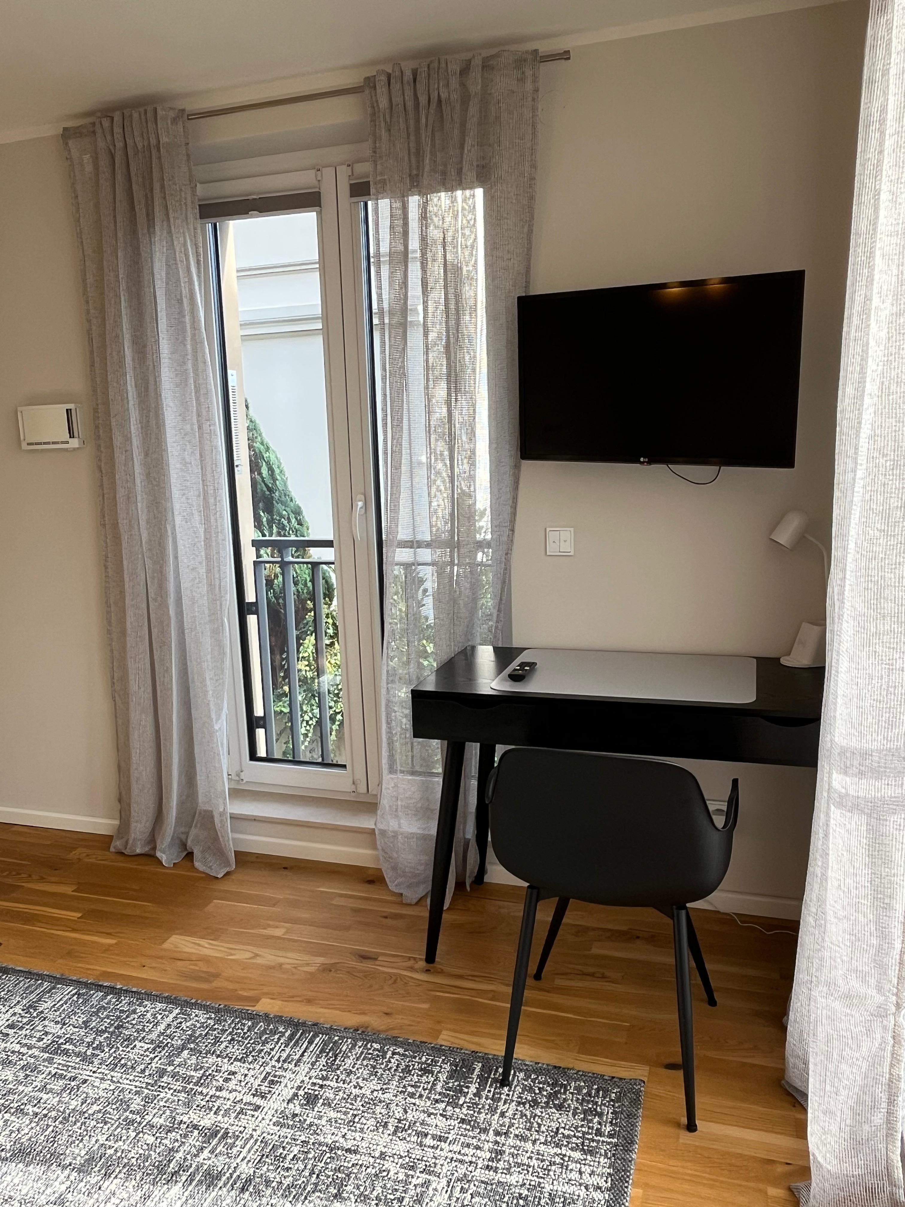 Gorgeous, Neat Studio In Potsdam  -  Gorgeous, neat studio in Potsdam  - Gallery -  21