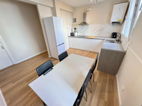 Comfy single bedroom in Uribarri