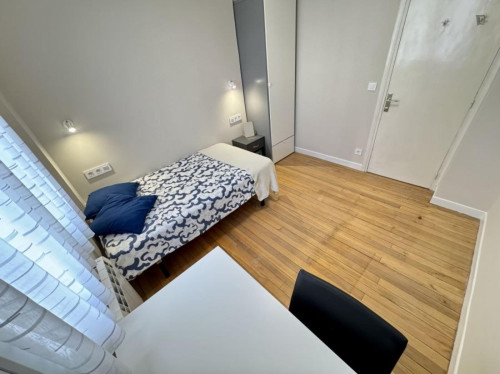 Comfy single bedroom in Uribarri