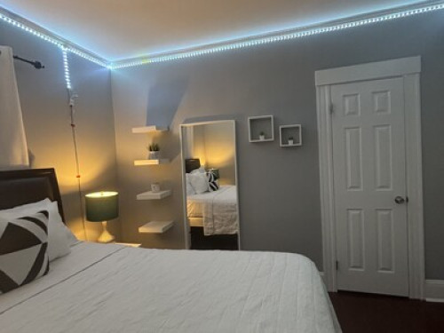 Private room for rent 