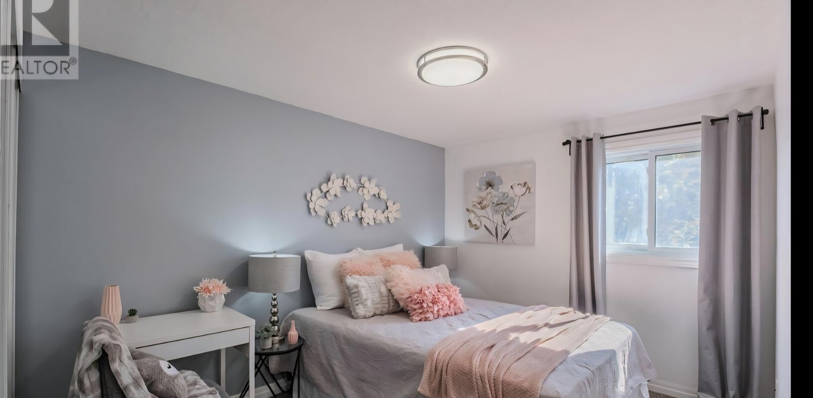  Room 2(Full Room)  -  International"Female" Students Home  - Gallery -  1