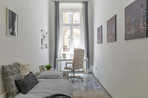 Alluring single bedroom near the centre of Budapest - Gallery - 4