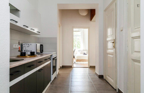 Comfy double bedroom in Erzsébetváros - Gallery - 10