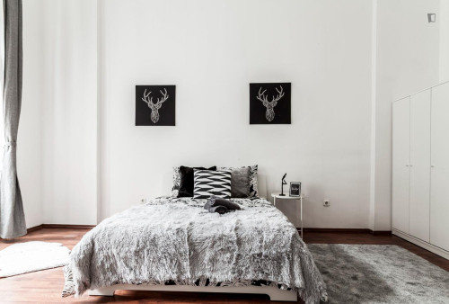 Grand double bedroom near the Nyugati train station - Gallery - 8
