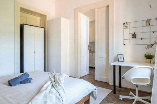 Elegant double bedroom in Józsefváros