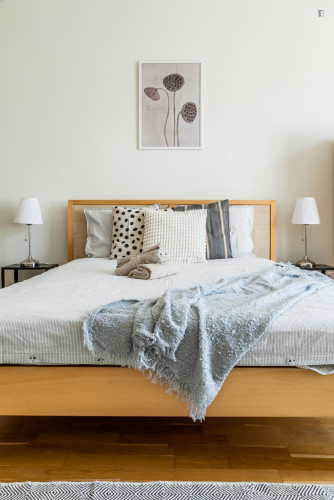 Grand double bedroom near the Vörösmarty utca metro - Gallery - 7