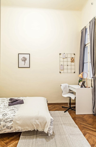 Nice double ensuite bedroom in Belső-Ferencváros - Gallery - 5