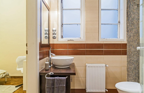 Nice double ensuite bedroom in Belső-Ferencváros - Gallery - 14