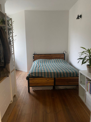 *ZWISCHENMIETE vom 07.12.-02.01.* Sonnige 2-Zimmer Wohnung mit Balkon in Berlin-Neukölln