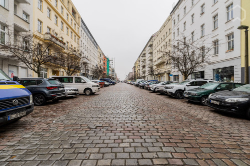 Modern studio apartment with balcony central in Friedrichshain (Berlin)
