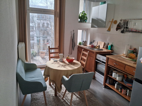 Bright Furnished 3-Room Apartment in Dresden Neustadt with balcony – 9-Month Rental