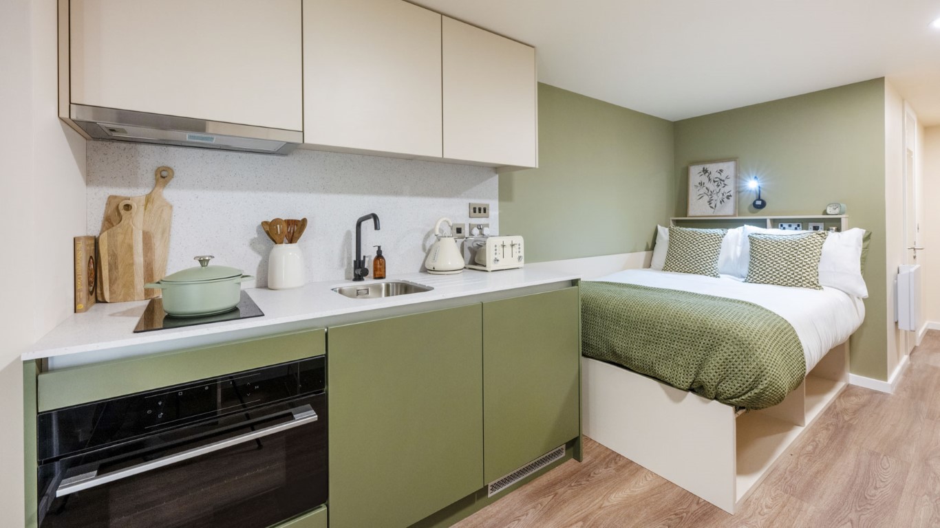  Bronze Studio  -  The Malt Works  - Gallery -  1