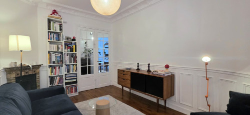 Charming & Quiet 55m² 1-Bedroom with Balcony in Paris 15th (Motte-Picquet) – Turnkey Ready