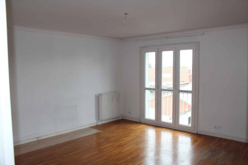 85m² Private room in a flatshare for 3 people