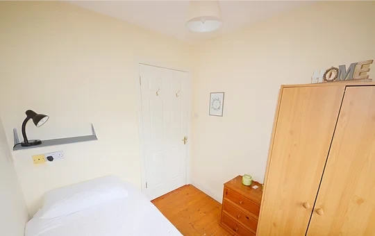  Single Room  -  21 Watercourse Mews  - Gallery -  6