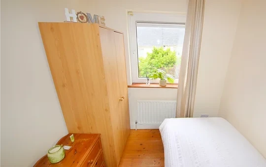  Single Room  -  21 Watercourse Mews  - Gallery -  1