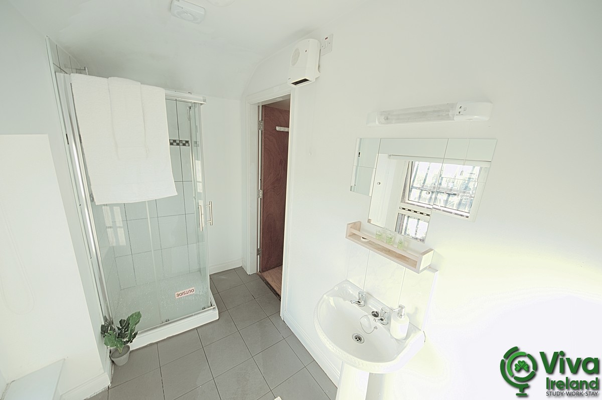 Twin Room - 4