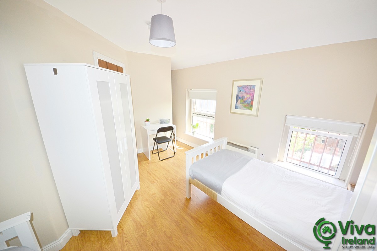 Twin Room - 1