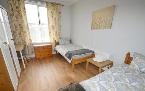 133 Glanmire Road Lw