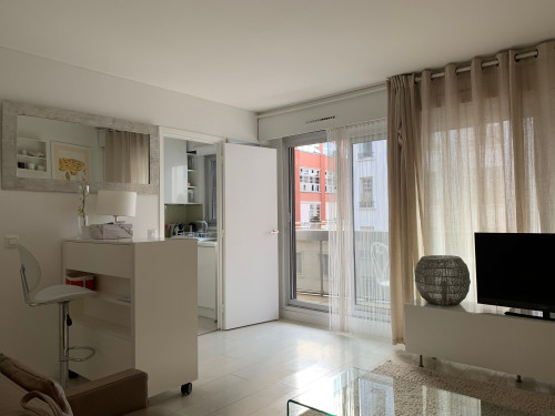 Superb flat, ideally located and fully equipped