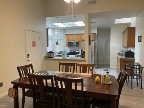 Very Clean Room in Valley Hi!