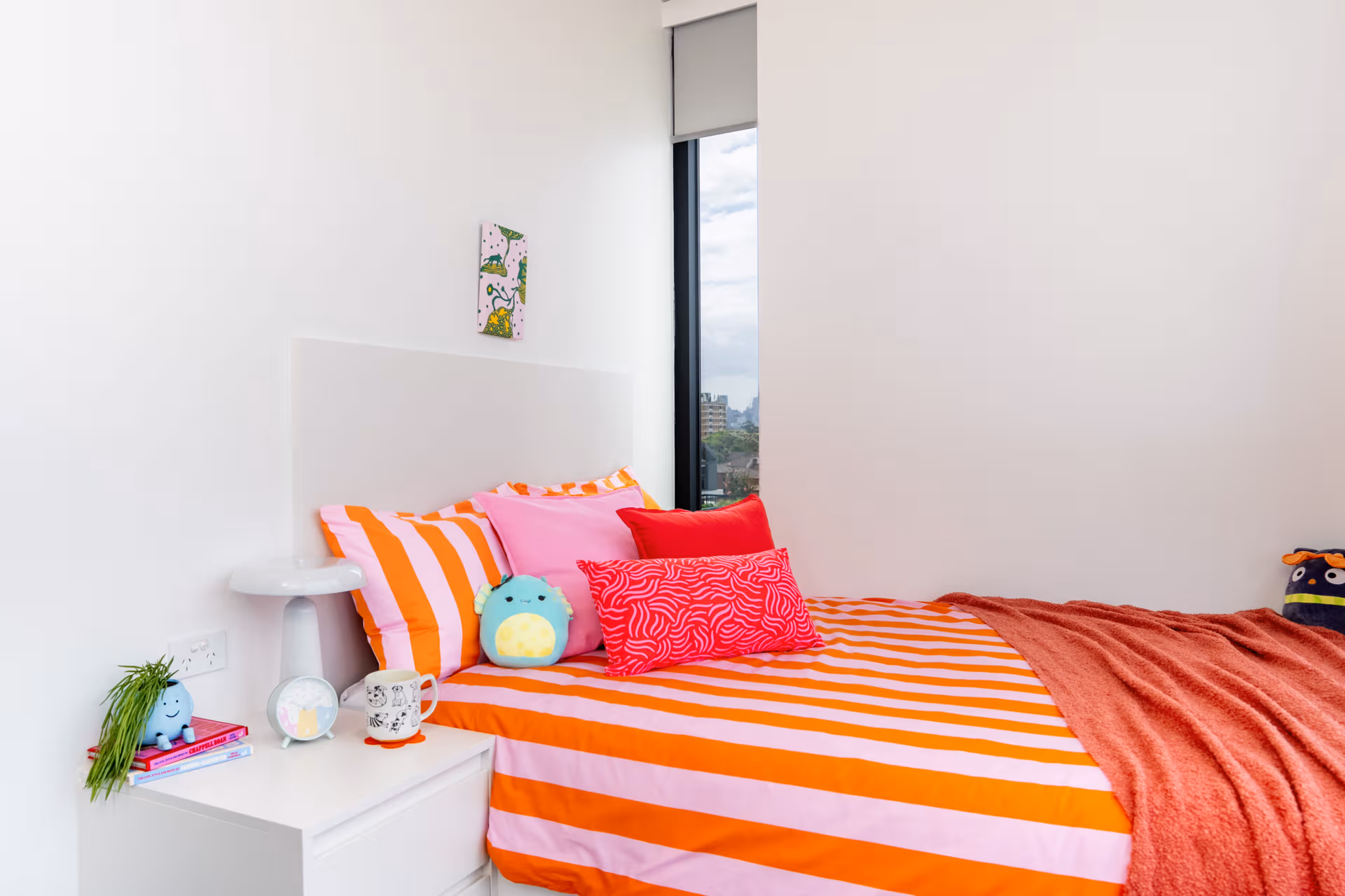 2 Bed Apartment - Large Balcony - 8