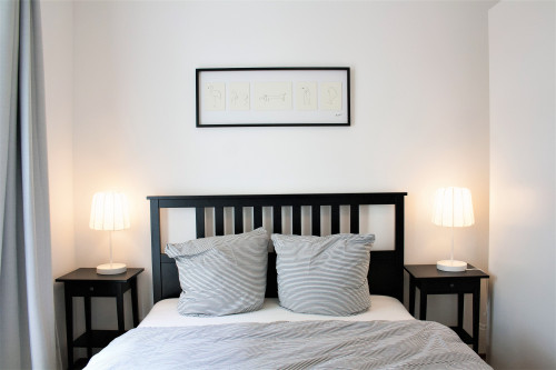 Stylishly furnished 3-room apartment with a view of Charlottenburg Palace