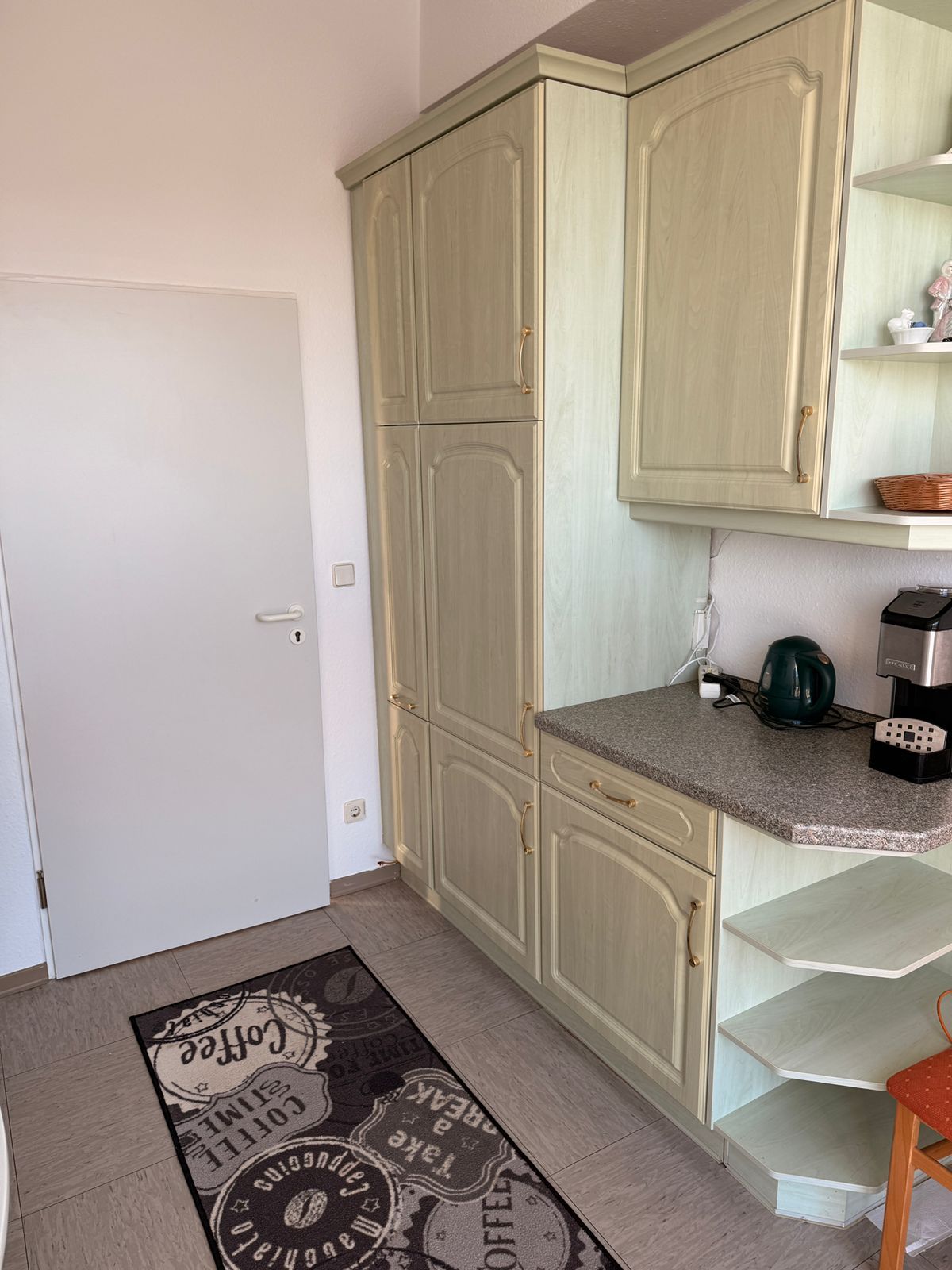  Attractive, Fully Furnished Apartment – Ideal For Professionals & Fitters  -  Attractive, fully furnished apartment – ideal for professionals & fitters  - Gallery -  5