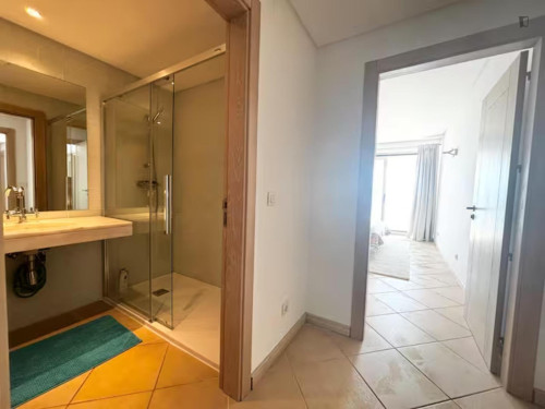 Brilliant 3 Bedroom Apartment with a balcony & beach front - Gallery - 8