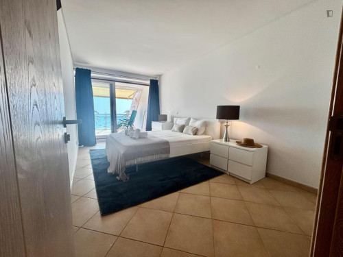 Brilliant 3 Bedroom Apartment with a balcony & beach front - Gallery - 27