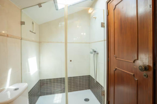 Welcoming 2 Bedroom Apartment close to Califórnia Beach - Gallery - 7