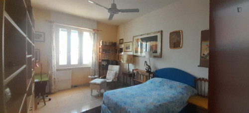 Single Bedroom with Private Bathroom in Rome 
