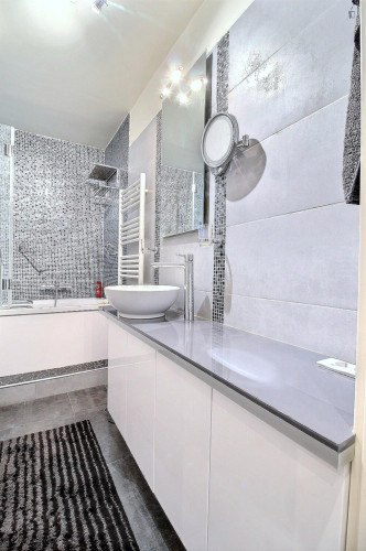 Dashing 1-bedroom apartment in Neuilly-sur-Seine