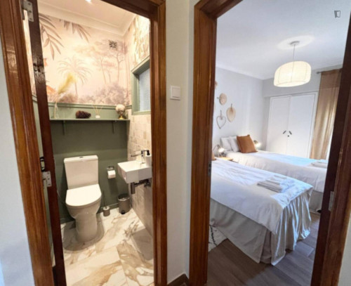 Thrilling 3 Bedroom Apartment close to Sesimbra Beach - Gallery - 6