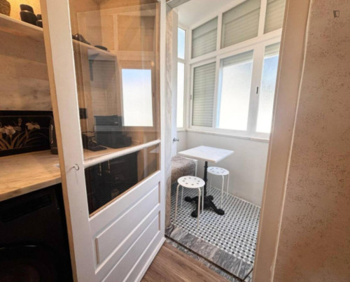 Thrilling 3 Bedroom Apartment close to Sesimbra Beach - Gallery - 17
