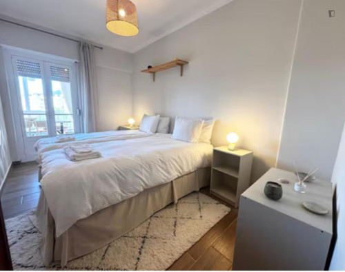 Thrilling 3 Bedroom Apartment close to Sesimbra Beach - Gallery - 10
