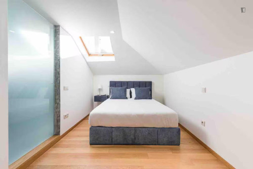 Charming duplex with a modern design in the city centre  - Gallery -  5