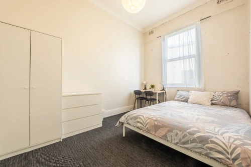 Newtown - Gallery - 10