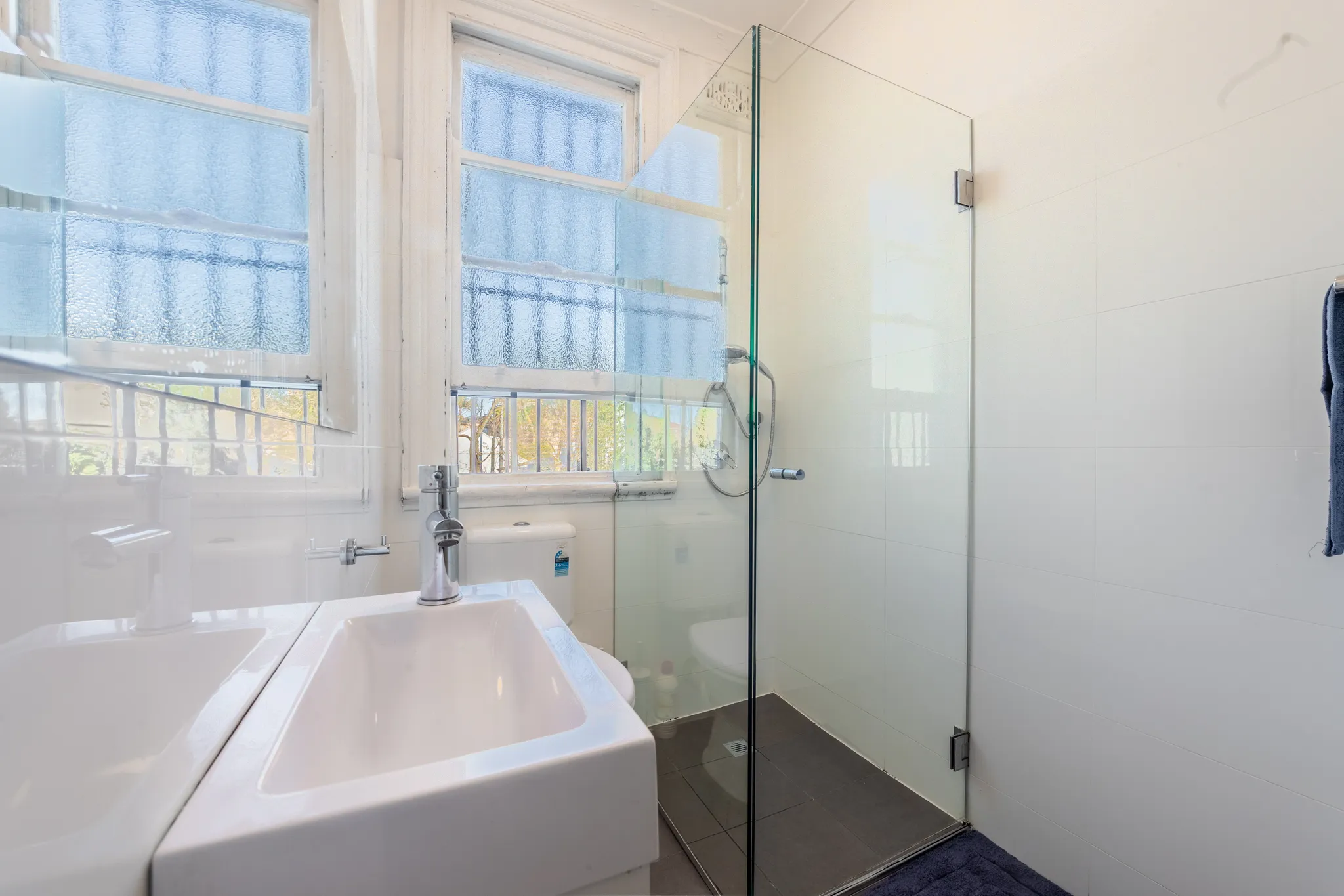  Room 4 (Private)  -  Newtown  - Gallery -  2