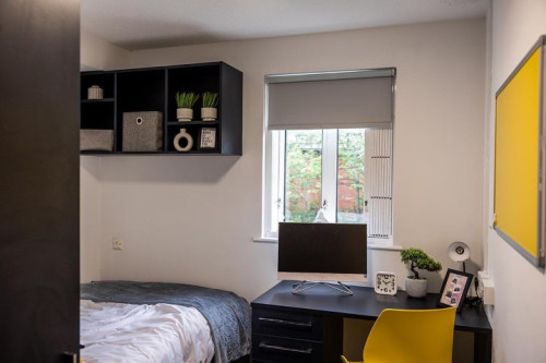 Woodhouse Apartments