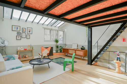 Beautiful and lovely parisian loft at Montmartre