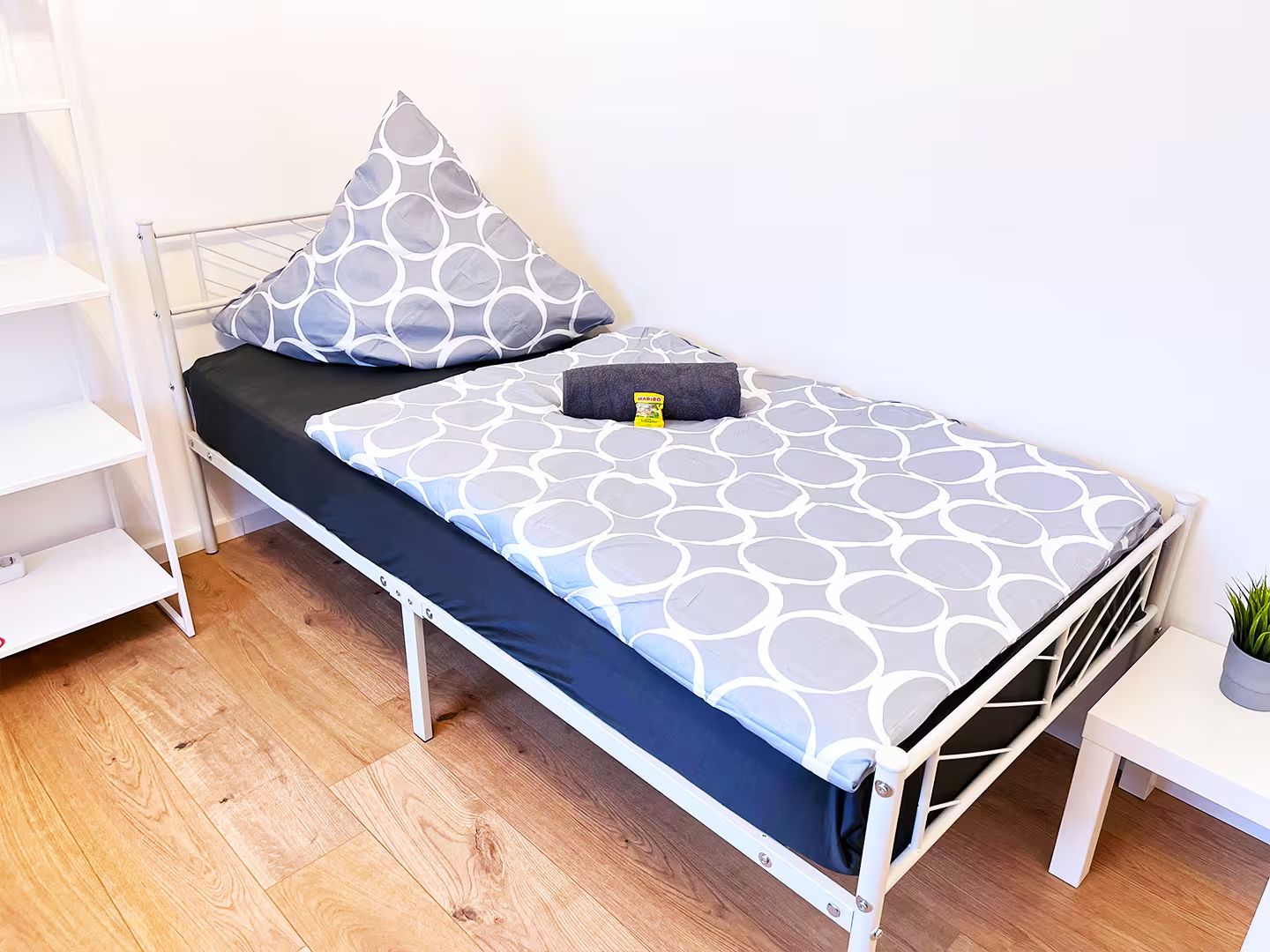  Near Cologne - Premium Apartment [wifi + Parking]  -  Near Cologne - Premium Apartment [wifi + parking]  - Gallery -  8