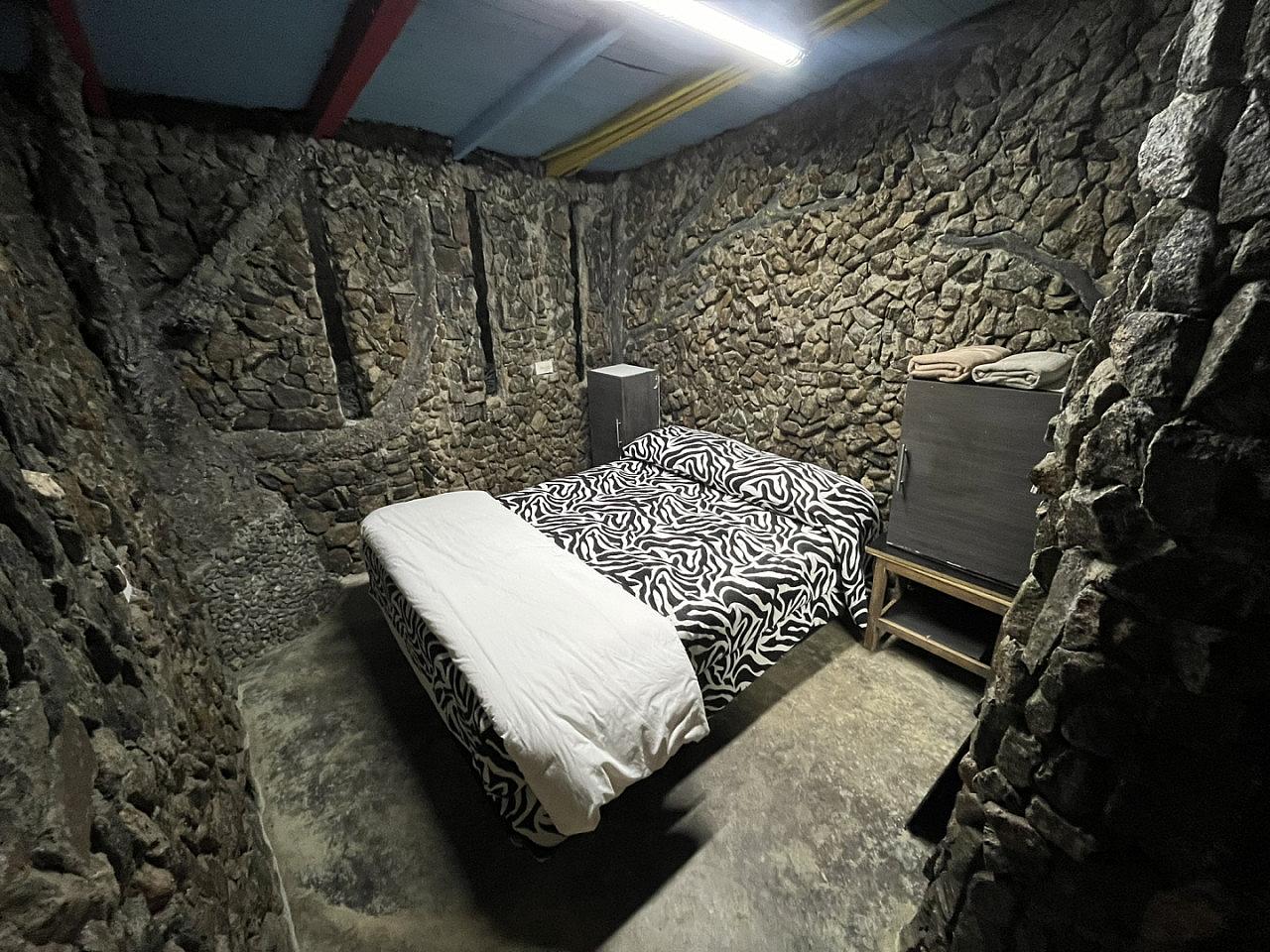 Private I - Glamping Escape Coliving at a Coffee Farm in Medellín Hills Collective - Gallery - 1